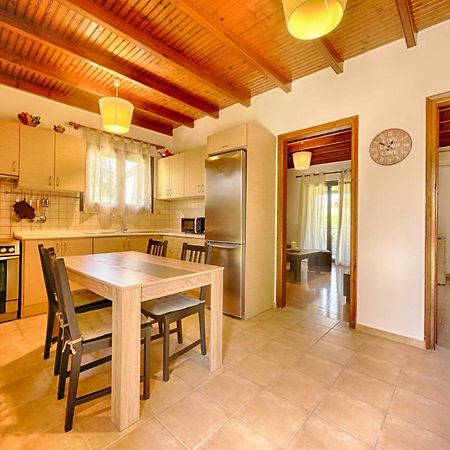 Cozy Family Friendly Apartment With Large Garden Close To Beaches - Dirella Kynopiástai Exteriér fotografie