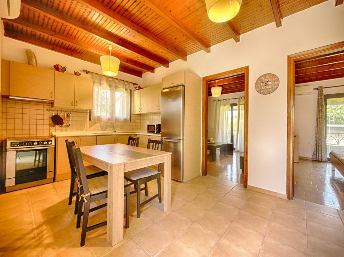 Cozy Family Friendly Apartment With Large Garden Close To Beaches - Dirella Kynopiástai Exteriér fotografie