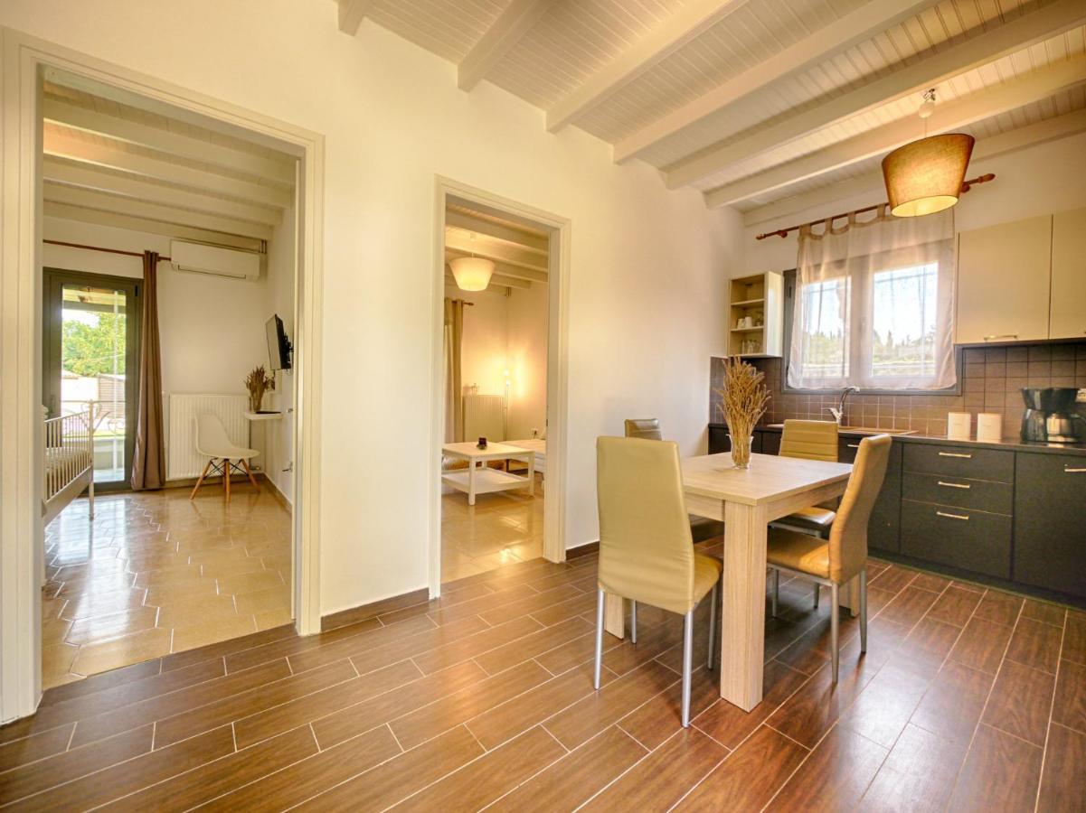 Cozy Family Friendly Apartment With Large Garden Close To Beaches - Dirella Kynopiástai Exteriér fotografie