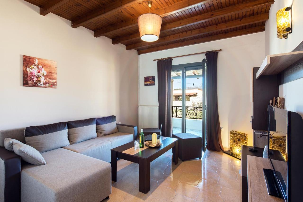 Cozy Family Friendly Apartment With Large Garden Close To Beaches - Dirella Kynopiástai Exteriér fotografie