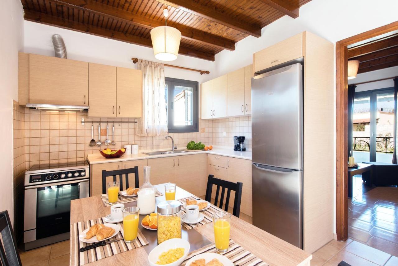 Cozy Family Friendly Apartment With Large Garden Close To Beaches - Dirella Kynopiástai Exteriér fotografie