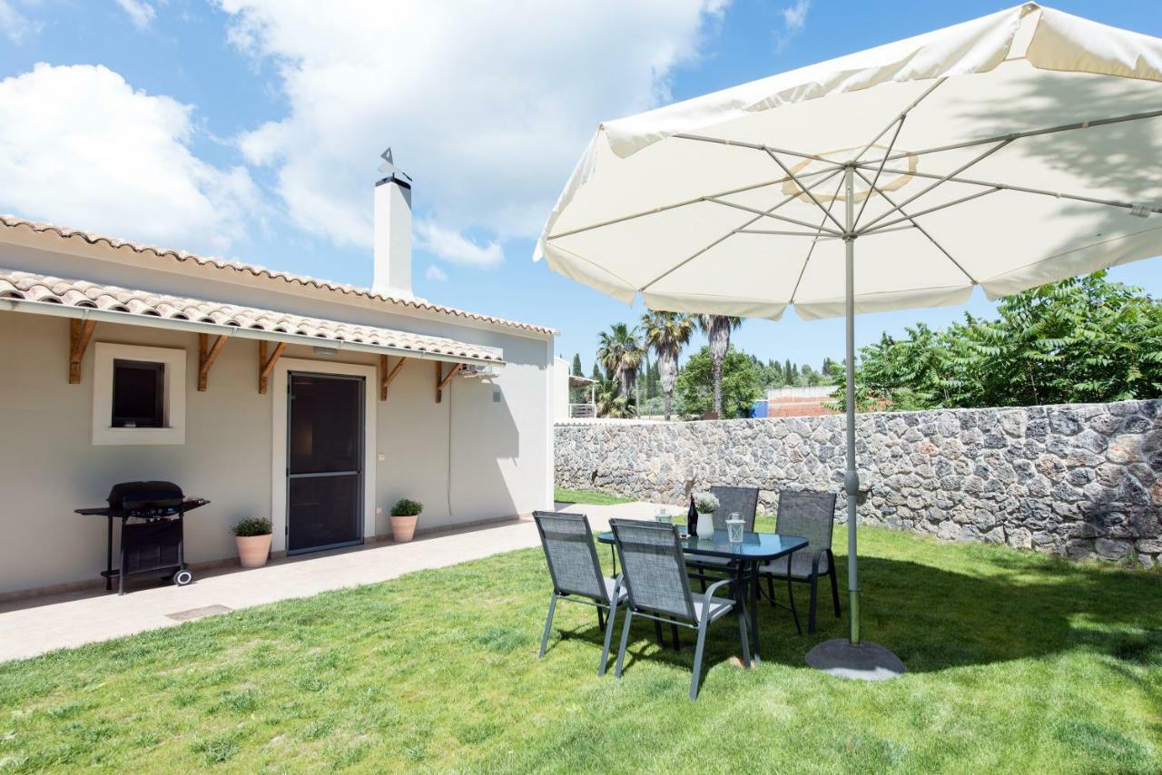 Cozy Family Friendly Apartment With Large Garden Close To Beaches - Dirella Kynopiástai Exteriér fotografie